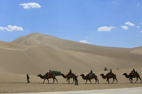 沙漠之路，丝绸之路